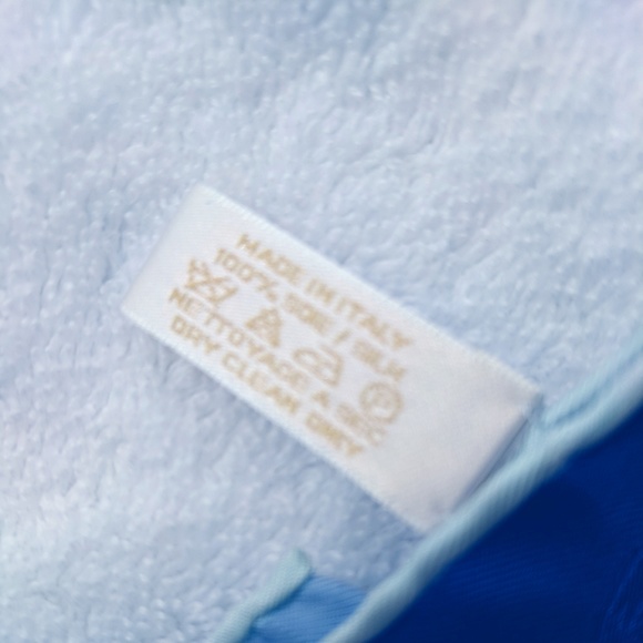 RARE! CARTIER silk scarf LIMITED EDITION - Picture 5 of 8